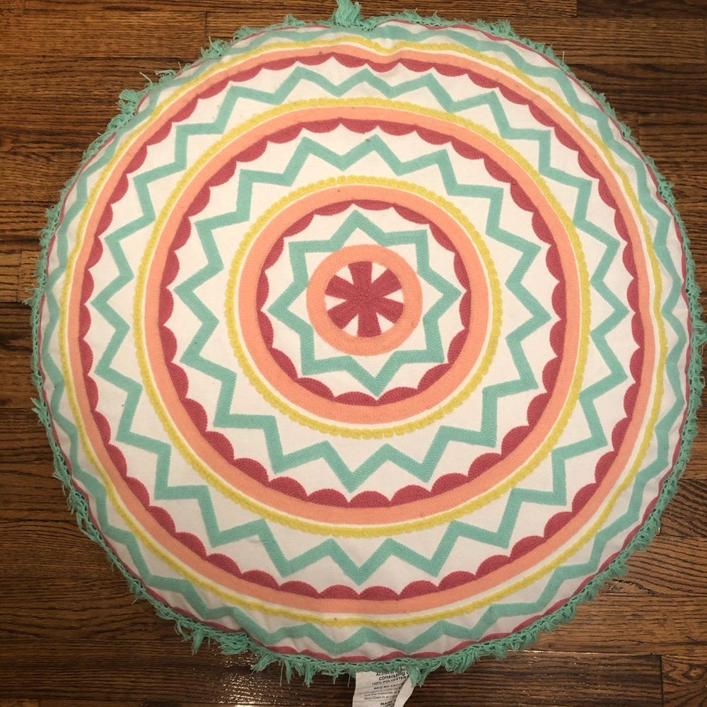 Bedroom pillow with beautiful colors for kids